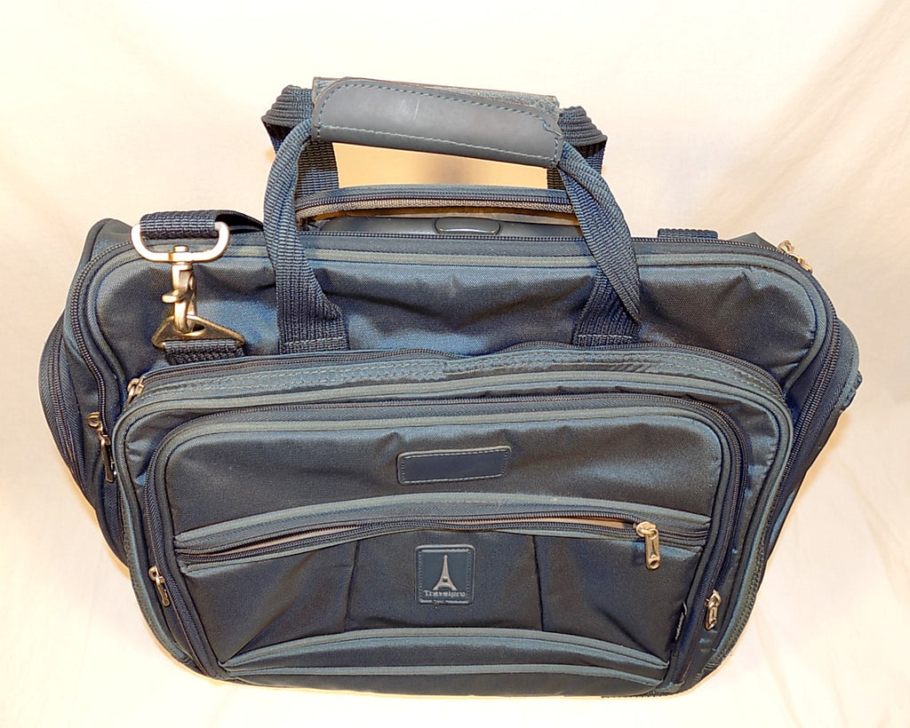 Travelpro clearance crew tote