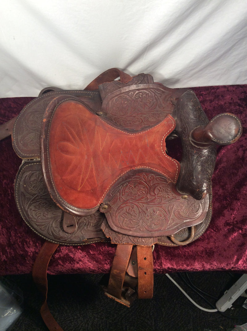 Western Saddle 21in x 19in