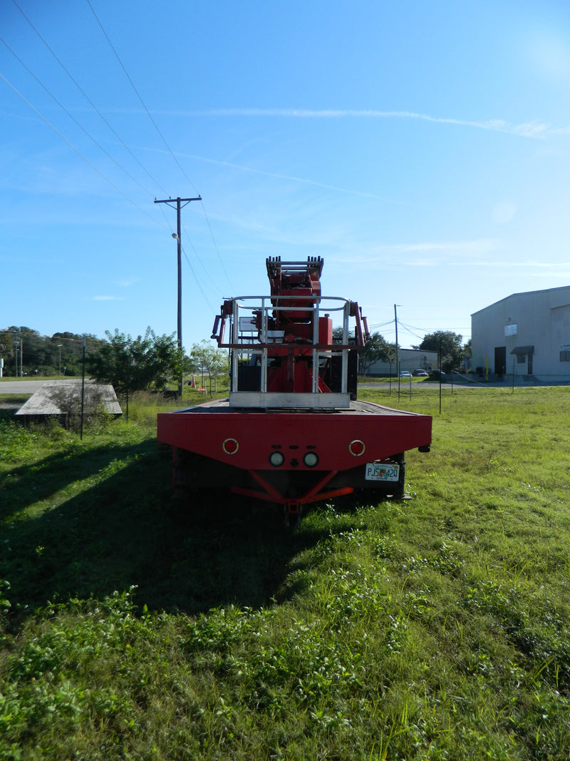 Ford - F700 - Crane Truck