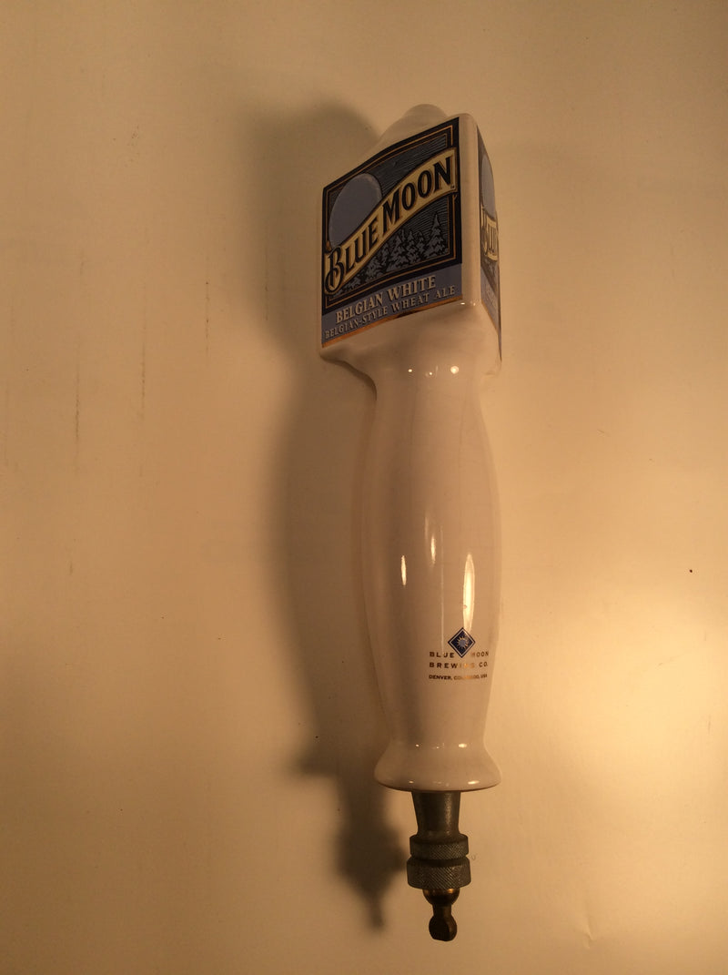 Blu Moon beer tap