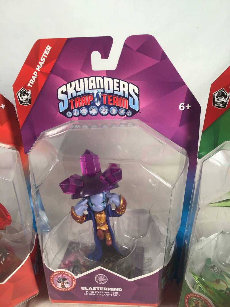 Skylanders game pieces (3)