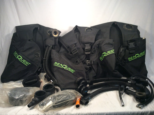 Sea quest scuba vests (3) w/accessories size small