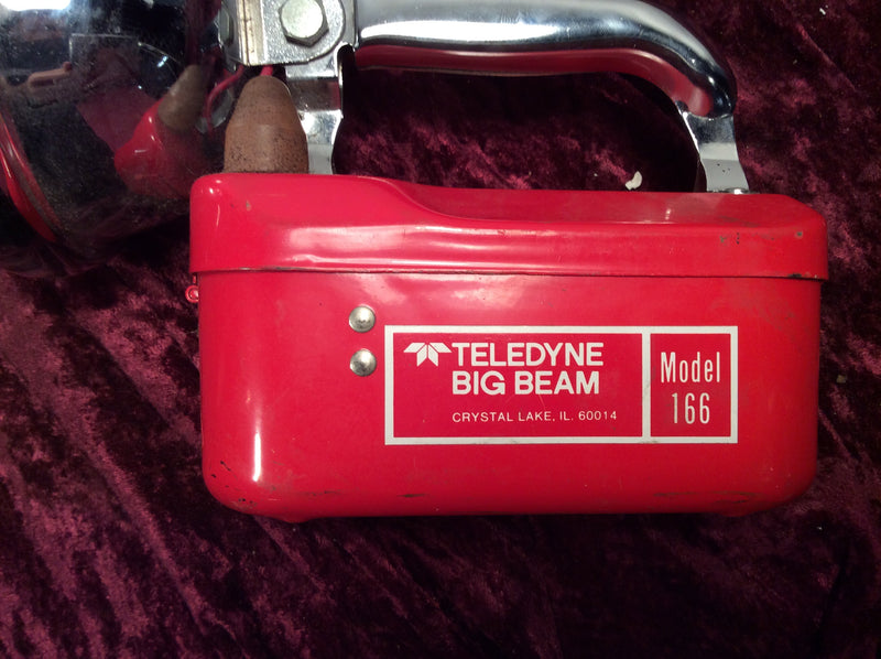 Vintage Teledyne Big Beam Model 211 Flashlight Railroad Lantern